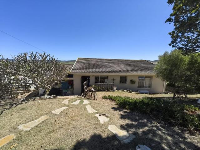3 Bedroom House in Fraaiuitsig