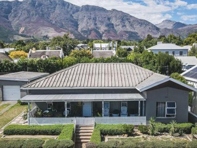 3 Bedroom House in Franschhoek