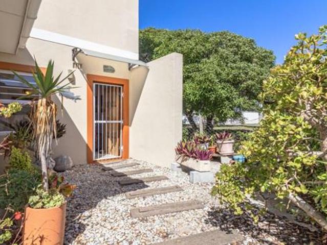 3 Bedroom House in Franskraal