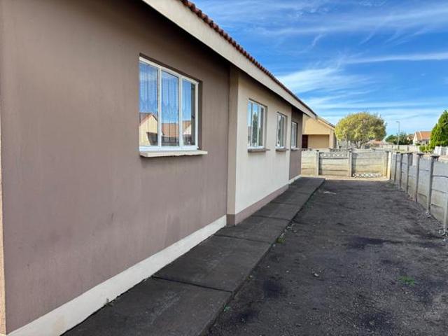 3 Bedroom House in Freedom Park