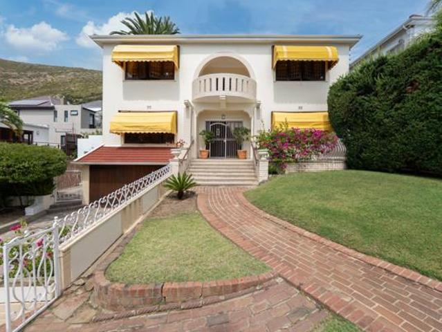 3 Bedroom House in Fresnaye