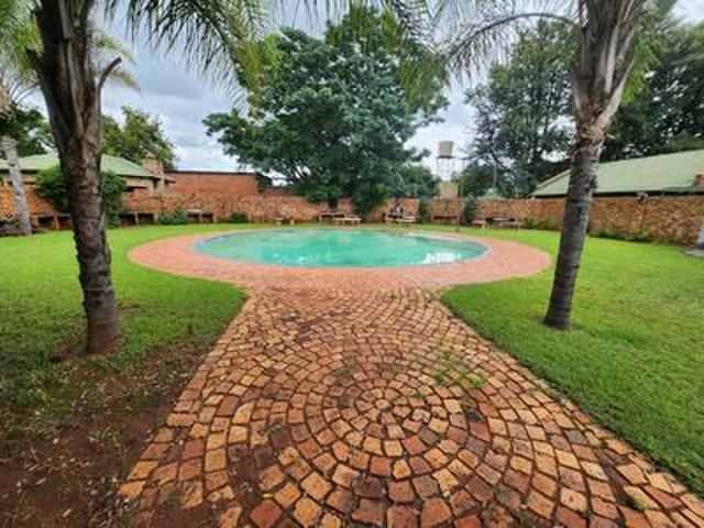 3 bedroom house in full title estate.