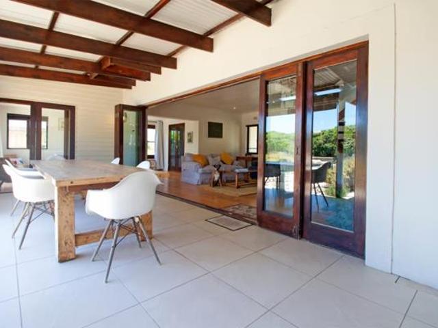 3 Bedroom House in Kommetjie