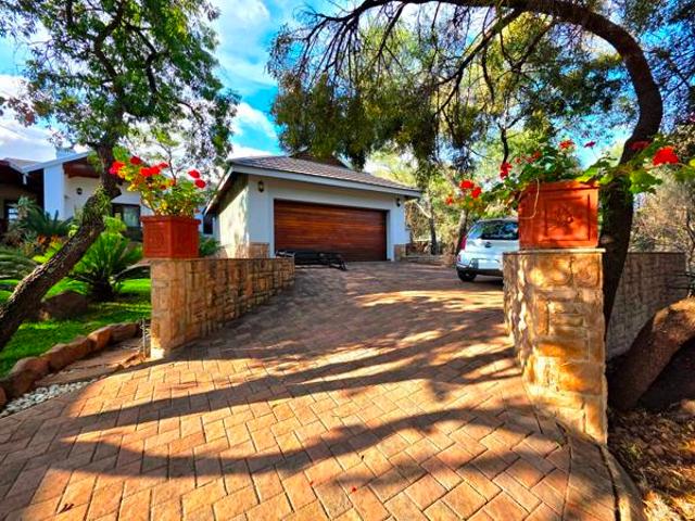 3 Bedroom House in Koro Creek Golf Estate
