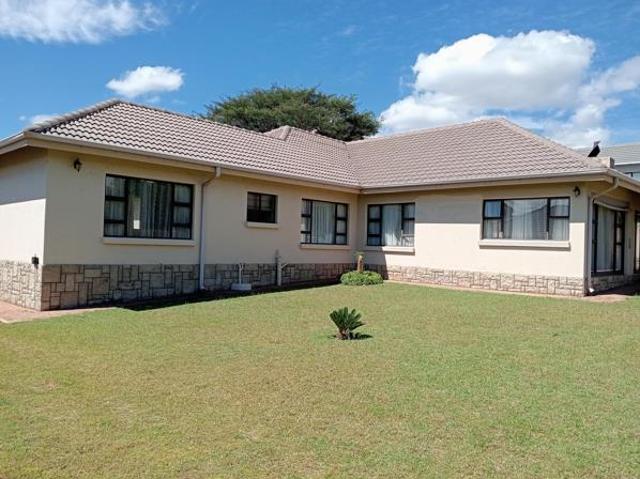 3 Bedroom House in Koro Creek Golf Estate