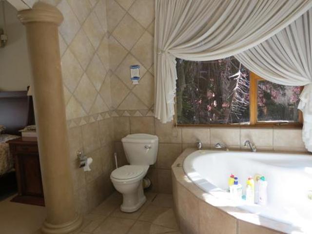 1 Bedroom House in Kosmos Ridge Estate