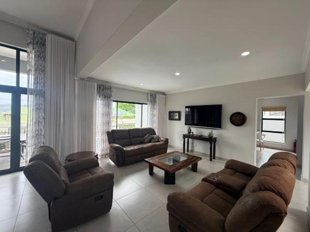 3 Bedroom House in Kosmos Ridge Estate