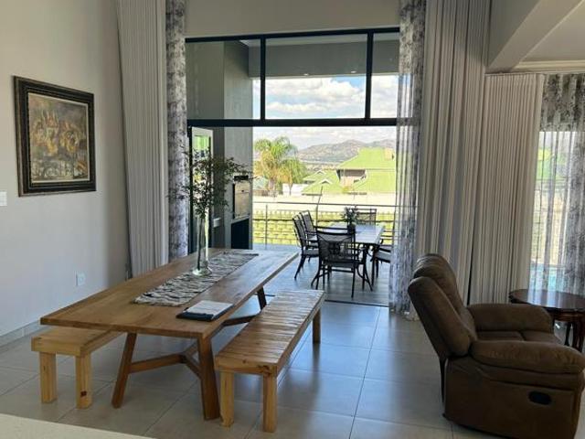 3 Bedroom House in Kosmos Ridge