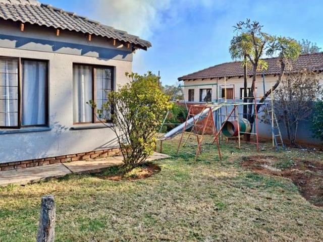 3 Bedroom House in Koster