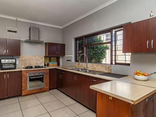 3 Bedroom House in Kaapzicht