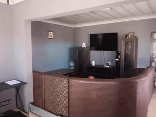 3 Bedroom House in Kagiso