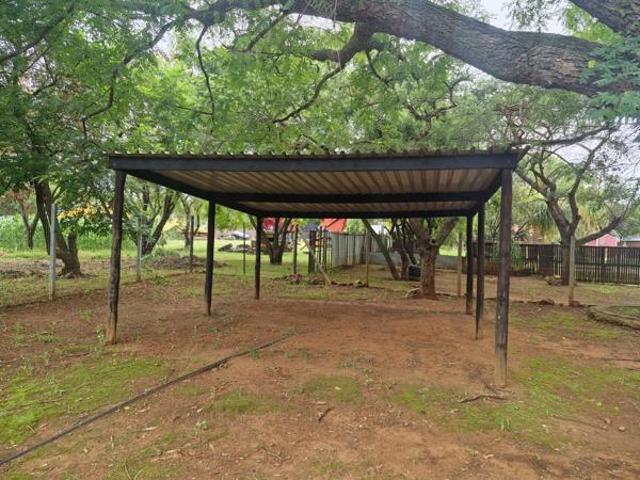 3 Bedroom House in Kameeldrift East