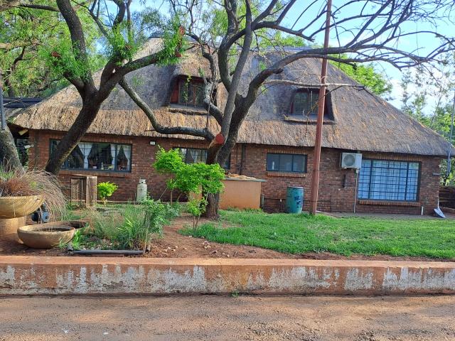 3 Bedroom House in Kameeldrift West