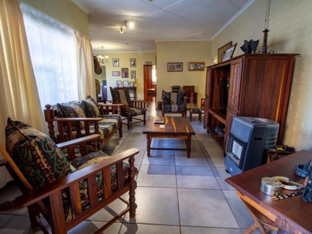 3 Bedroom House in Keidebees