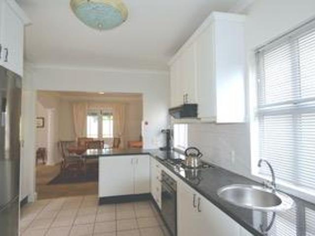 3 Bedroom House in Kenilworth