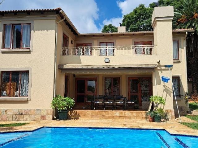 3 Bedroom House in Kensington