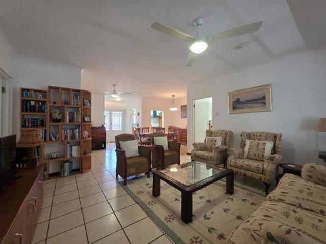 3 Bedroom House in Kenton On Sea