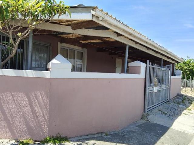 3 Bedroom House in Khaya