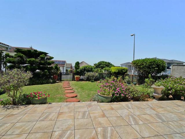 3 Bedroom House in Kidds Beach