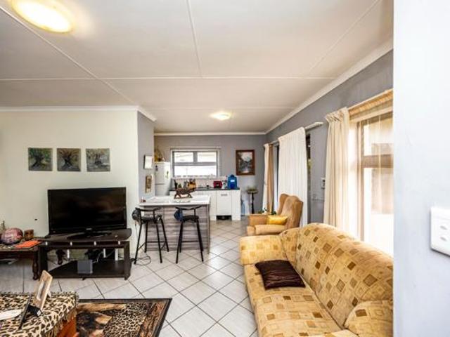 3 Bedroom House in Kidds Beach