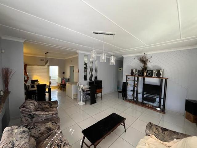 3 Bedroom House in Kimberley Central