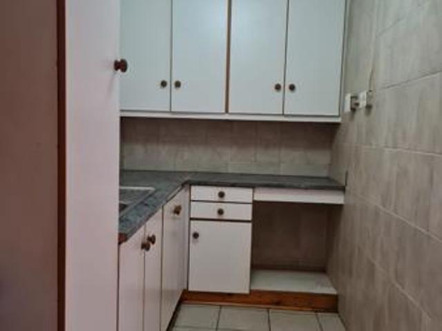 3 Bedroom House in Floors
