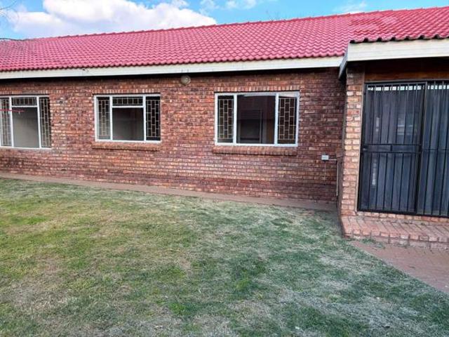 3 Bedroom House in Kimberley Central