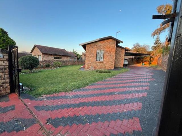 3 Bedroom House in Kingsview