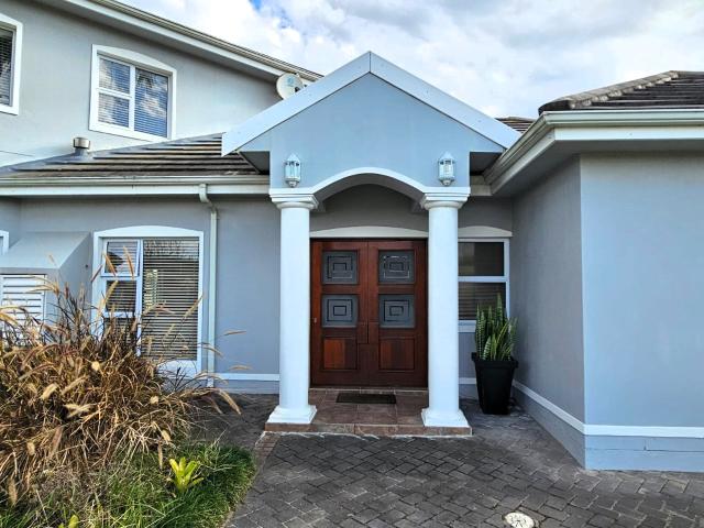 3 Bedroom House in Kingswood Golf Estate