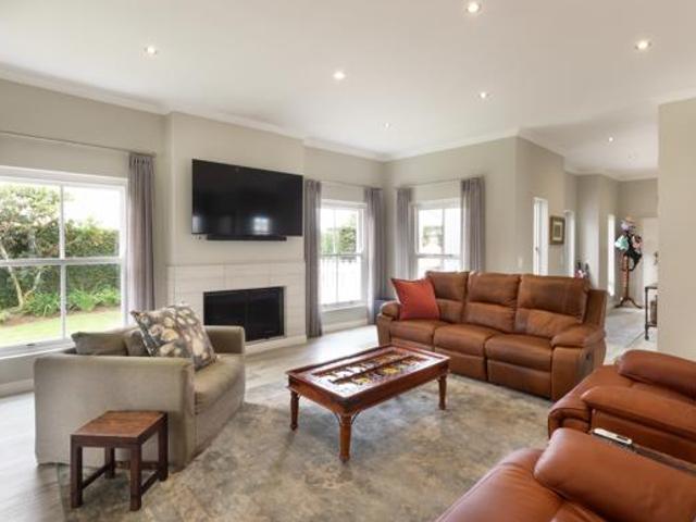 3 Bedroom House in Kingswood Golf Estate