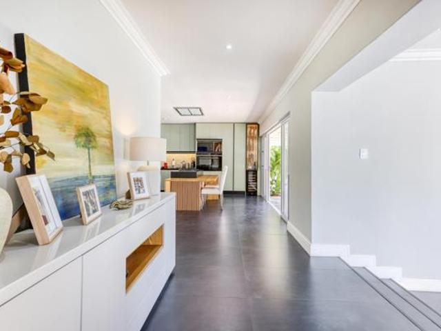 3 Bedroom House in Kirstenhof