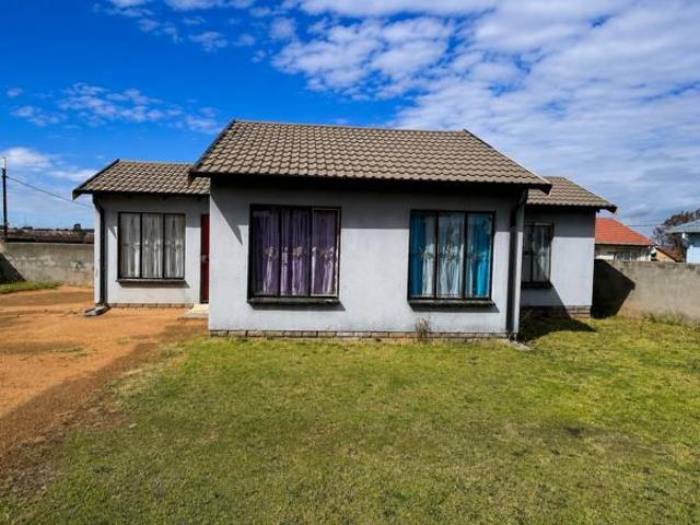 3 Bedroom House in Klarinet