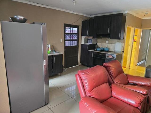 3 Bedroom House in Klarinet