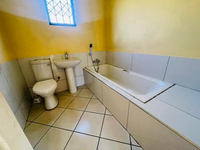 3 Bedroom House in Klarinet