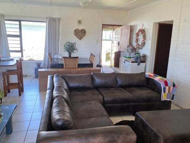 3 Bedroom House in Kleinbaai