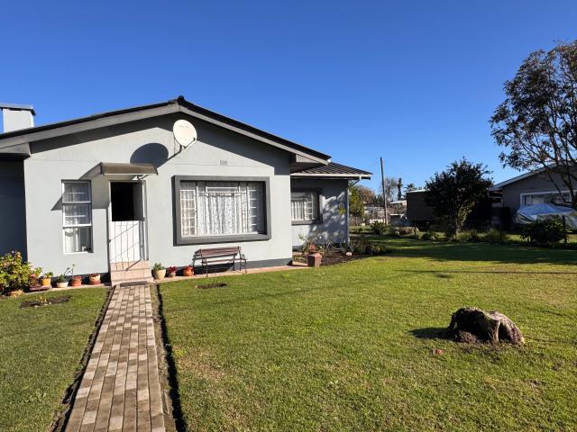 3 Bedroom House in Kleinbrak