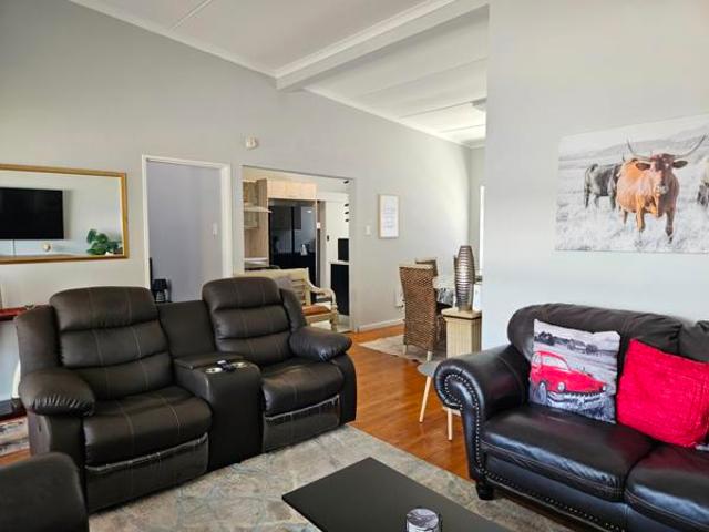 3 Bedroom House in Kleinmond