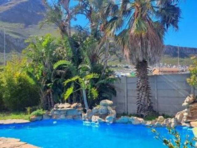 3 Bedroom House in Kleinmond