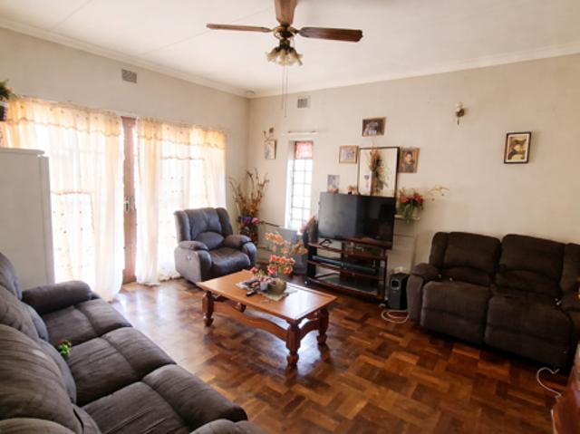 3 Bedroom House in Klerksdorp Central