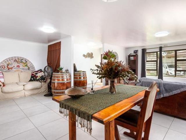 3 Bedroom House in Klipheuwel