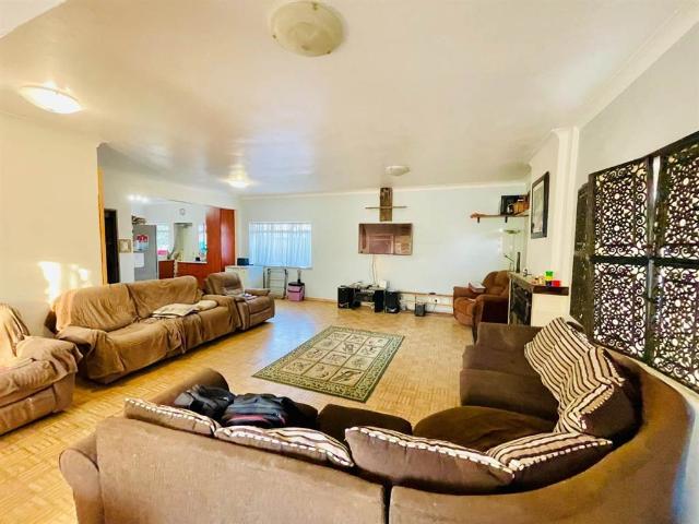 3 Bedroom House in Klippoortje