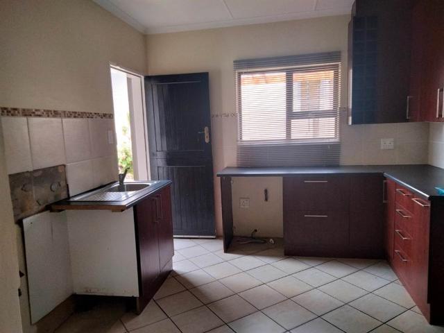 3 Bedroom House in Krugersdorp Central