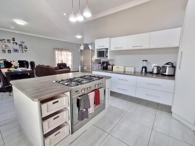 3 Bedroom House in Krugersdorp North