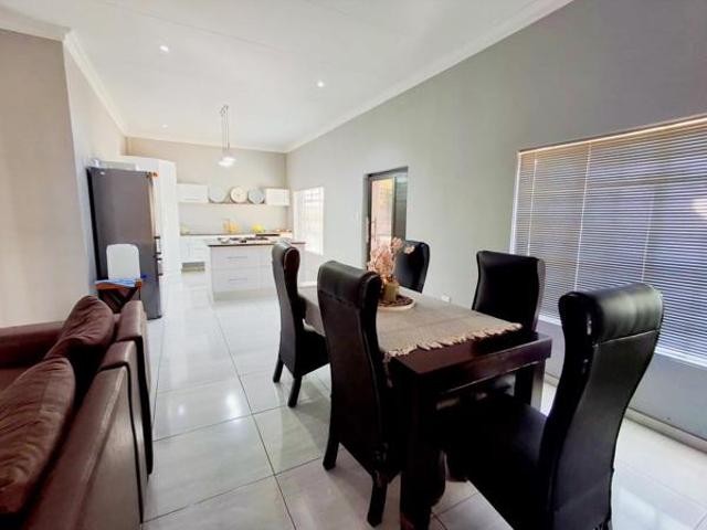 3 Bedroom House in Krugersdorp North