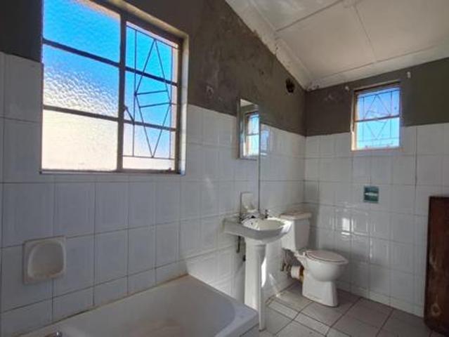 3 Bedroom House in Krugersdorp West