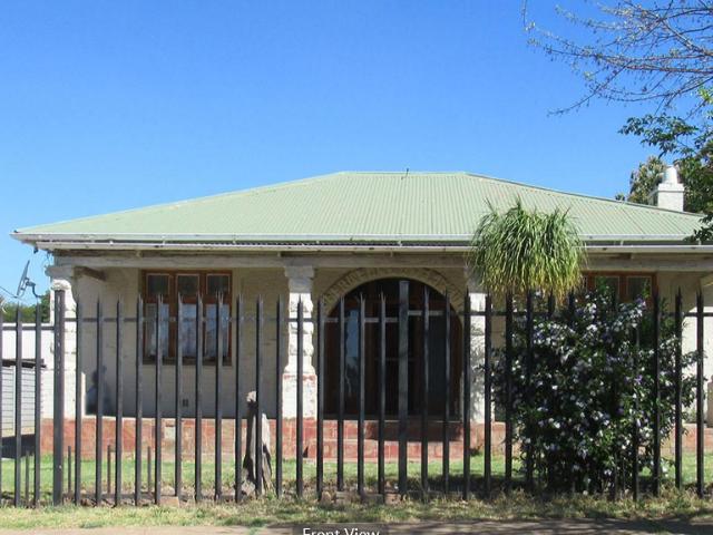 3 Bedroom House in Krugersdorp West