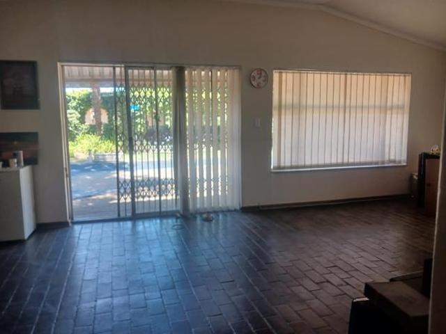 3 Bedroom House in Kroonheuwel
