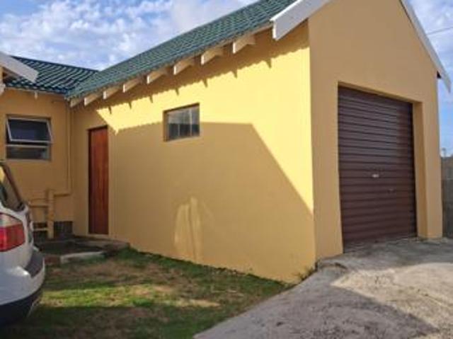 3 Bedroom House in Kwadwesi