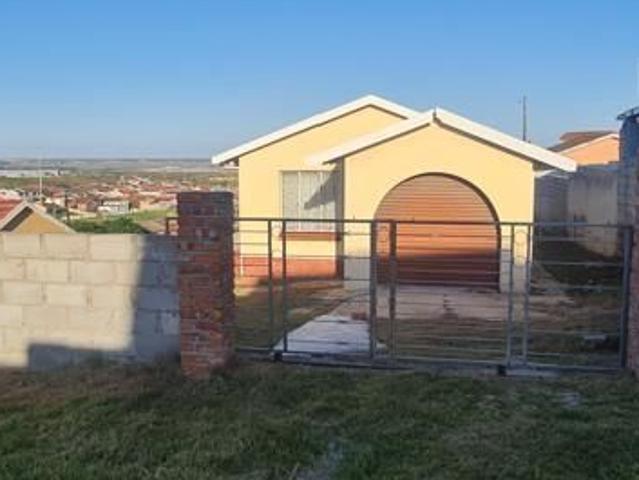 3 Bedroom House in Kwamagxaki