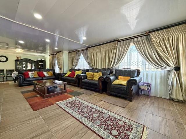 3 Bedroom House in KwaMagxaki
